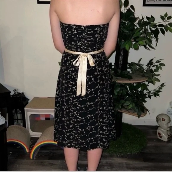 Vintage Betsey Johnson Silk Floral Embroidery Tea Party Dress - Picture 3 of 7